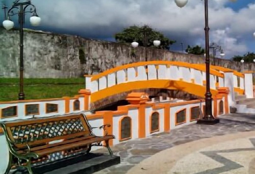 פנסיון Aini Homestay Ternate