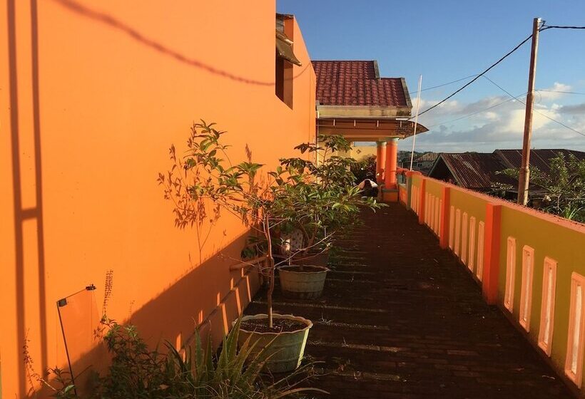 פנסיון Aini Homestay Ternate