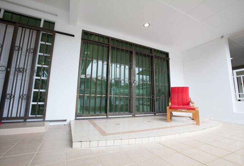 بنسيون Natol Villa  Sydney