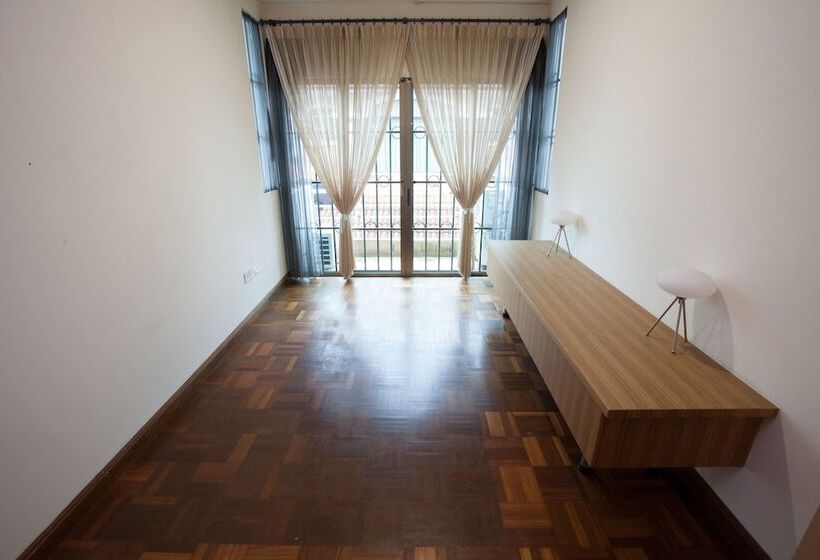 بنسيون Natol Villa  Sydney