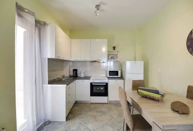 Seaview Villas
