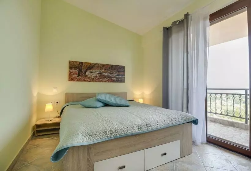 Seaview Villas