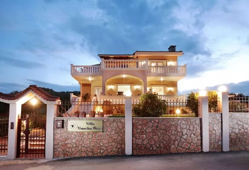 Villa Vanelia Mare