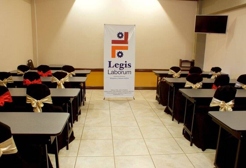 Aparthotel Las Brisas