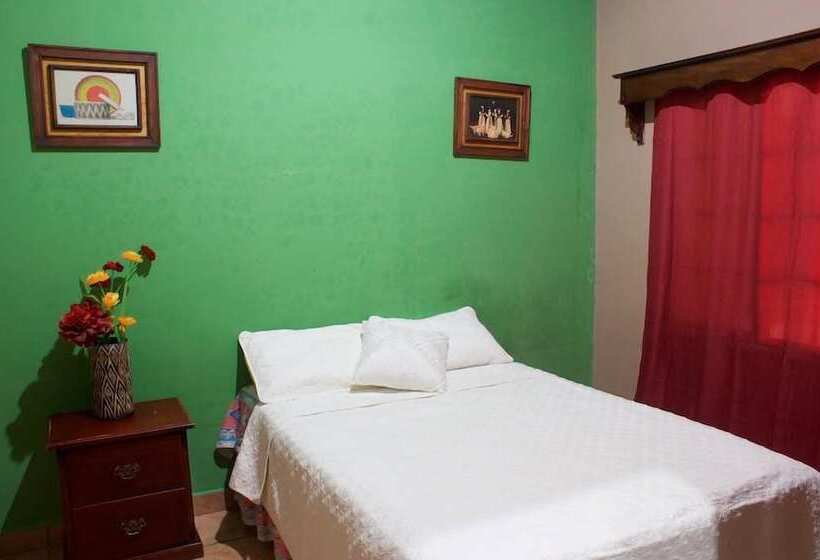 Aparthotel Las Brisas