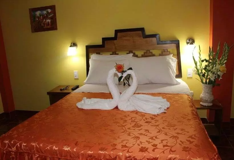 تختخواب و صبحانه Hostal Sol De Oro
