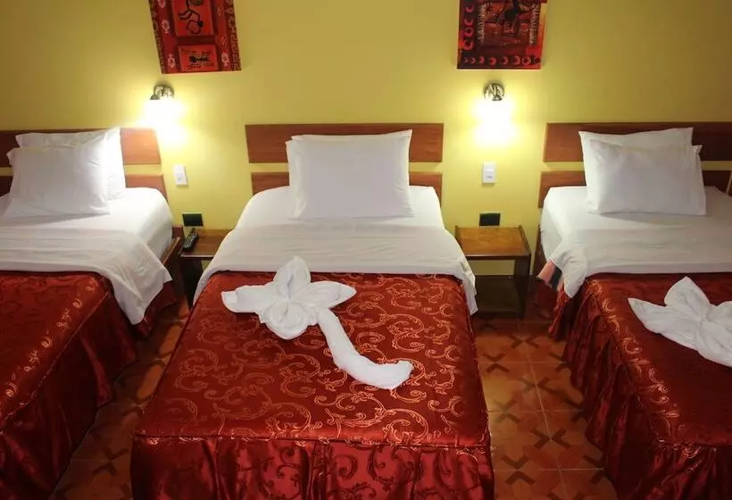 تختخواب و صبحانه Hostal Sol De Oro