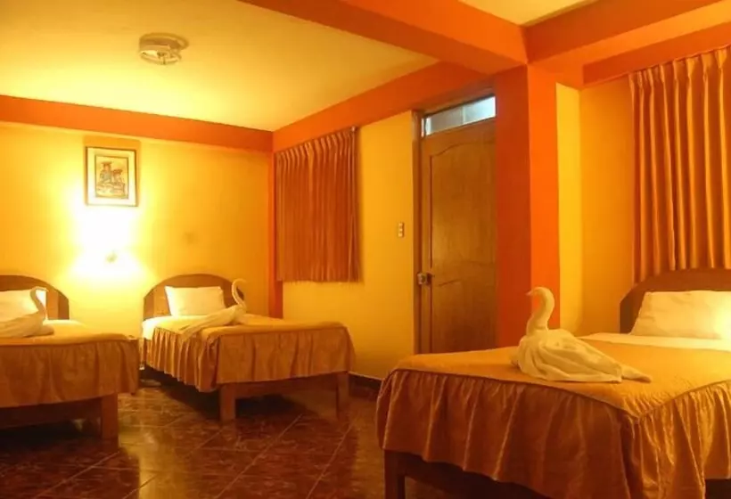 تختخواب و صبحانه Hostal Sol De Oro