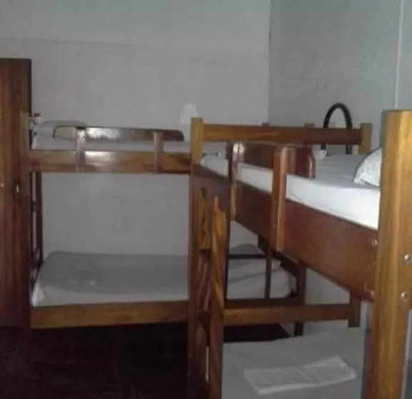 ユースホステル Chill Out Arenal