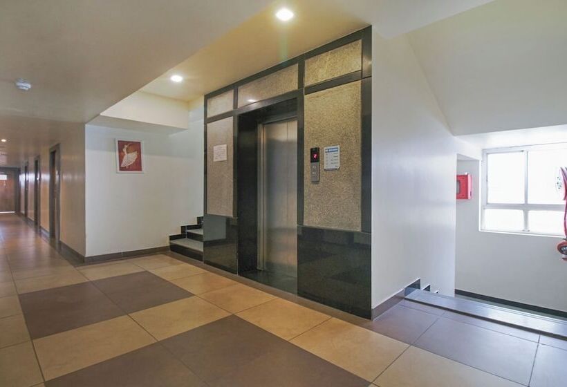 Itsy Hotels N Square