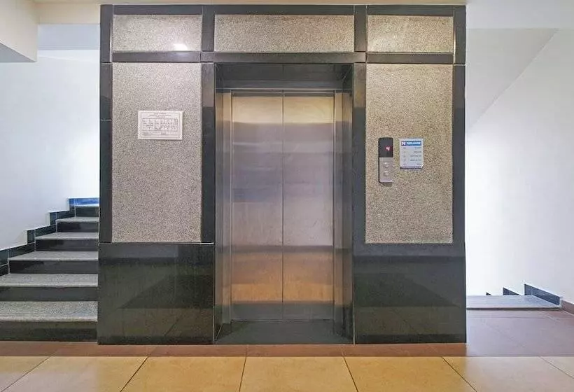 Itsy Hotels N Square