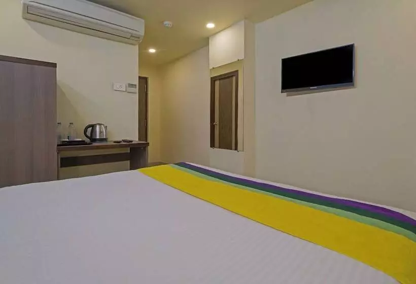 Itsy Hotels N Square