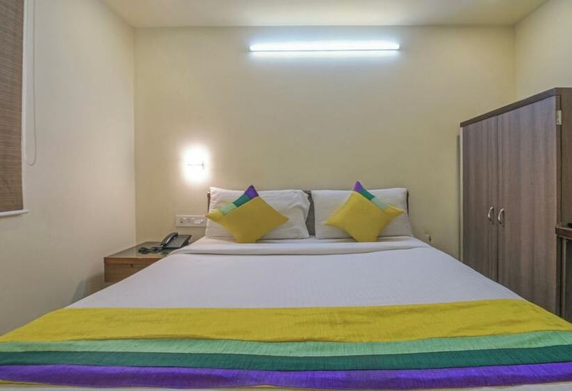 Itsy Hotels N Square