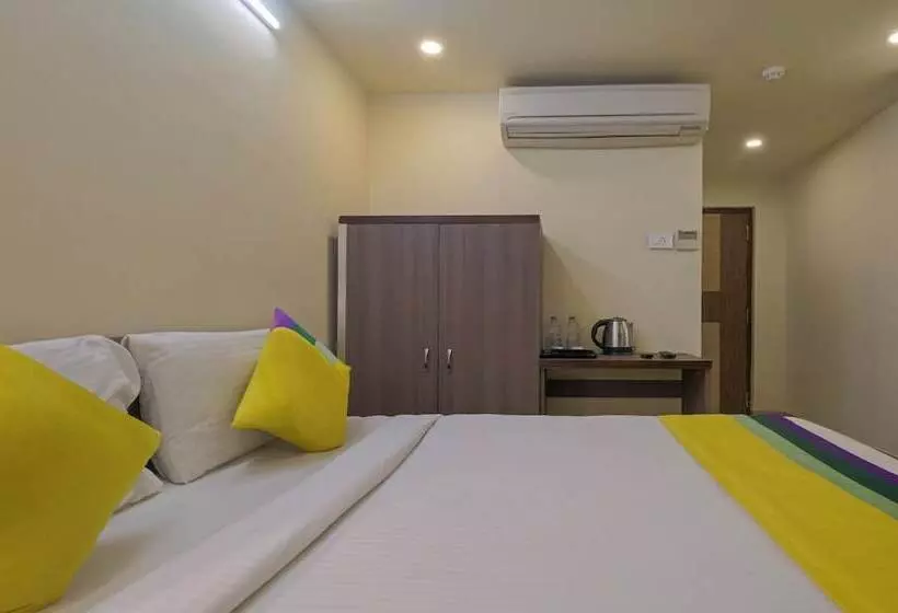 Itsy Hotels N Square