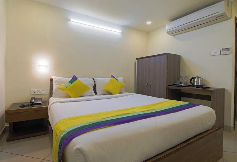 Itsy Hotels N Square