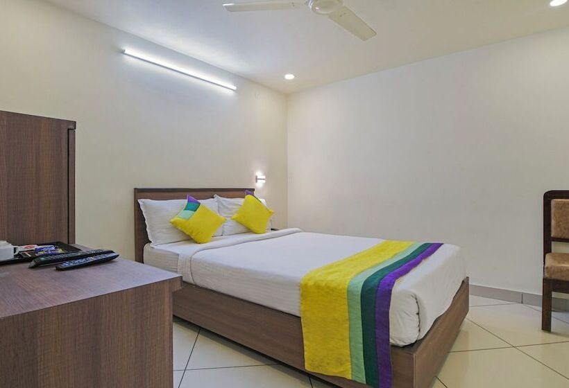 Itsy Hotels N Square