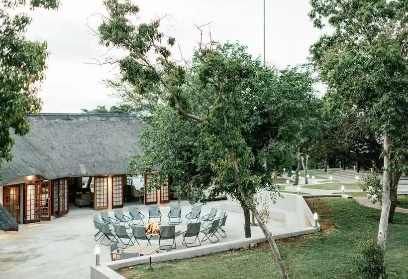 ホテル Monate Game Lodge