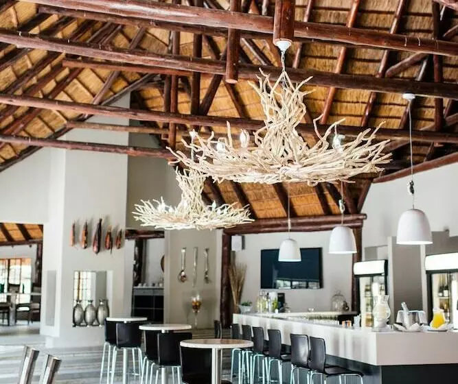 ホテル Monate Game Lodge