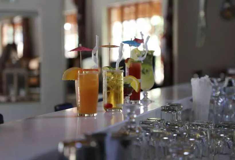 ホテル Monate Game Lodge