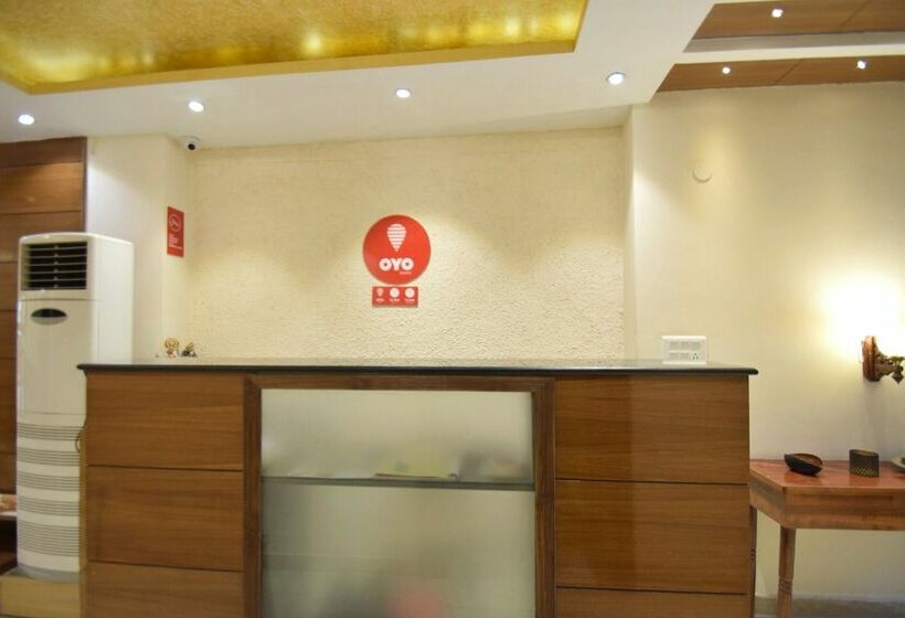 Capital O 11567 Hotel Shivalik Hills