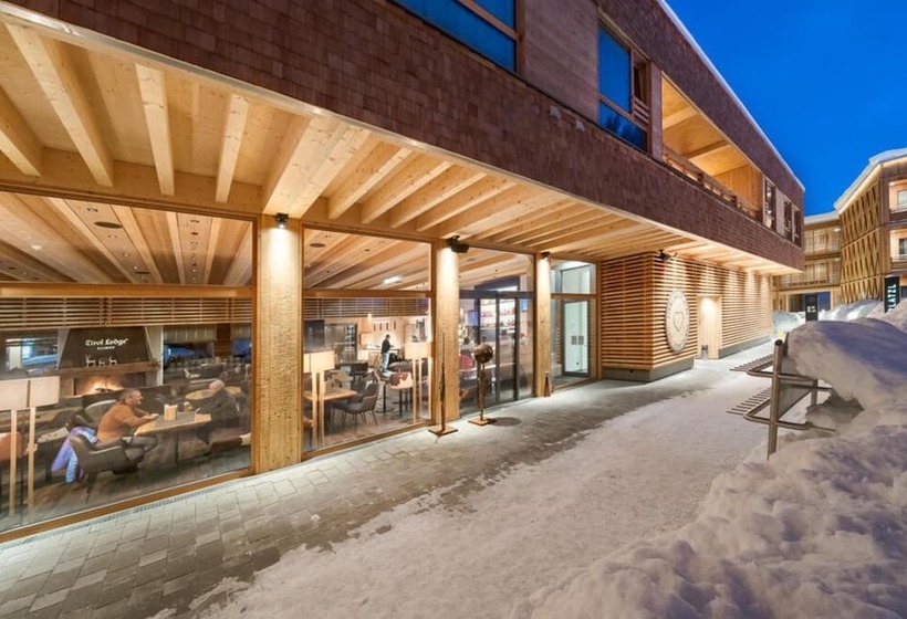 בית מלון כפרי Tirol Lodge