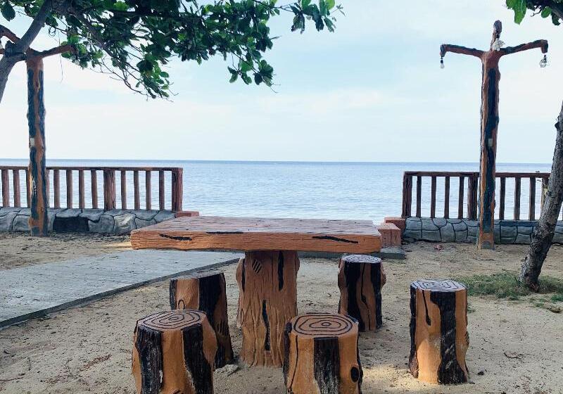 호텔 Villa Soledad Beach Resort