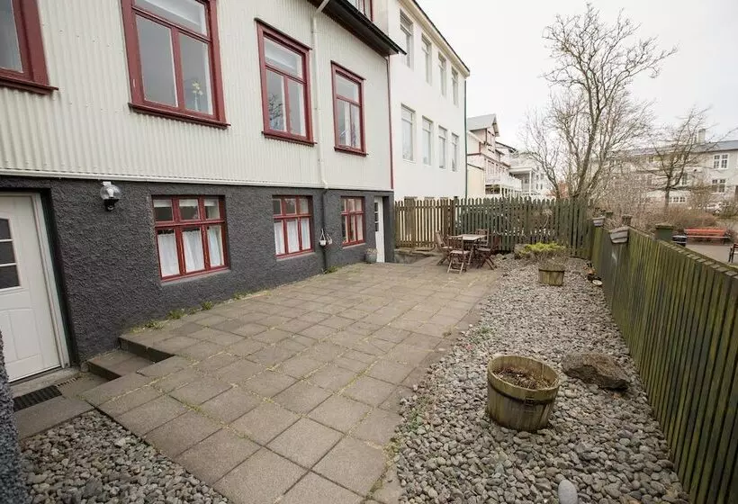 Pension Central Guesthouse Reykjavik