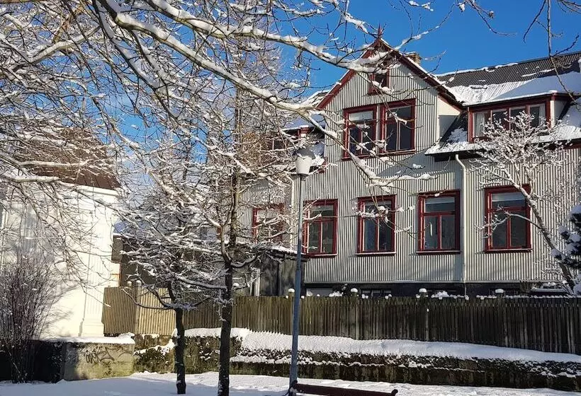 Pension Central Guesthouse Reykjavik