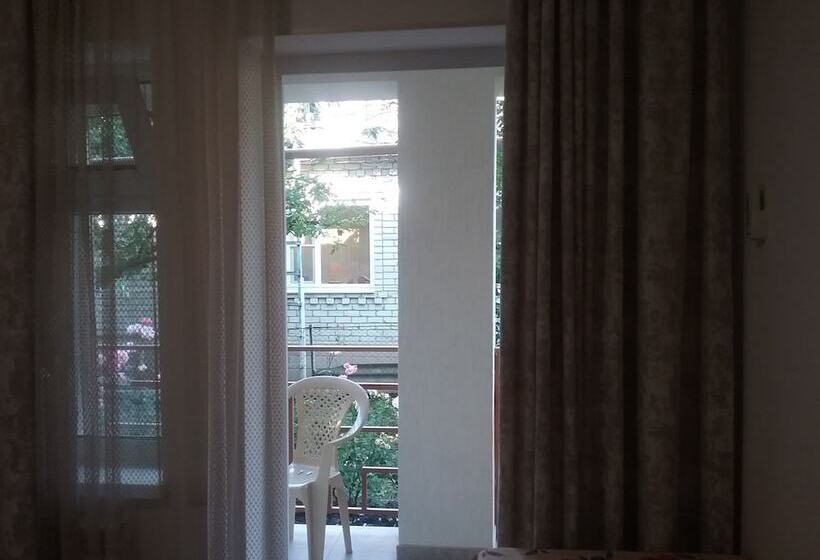 פנסיון Guest House Tatiana