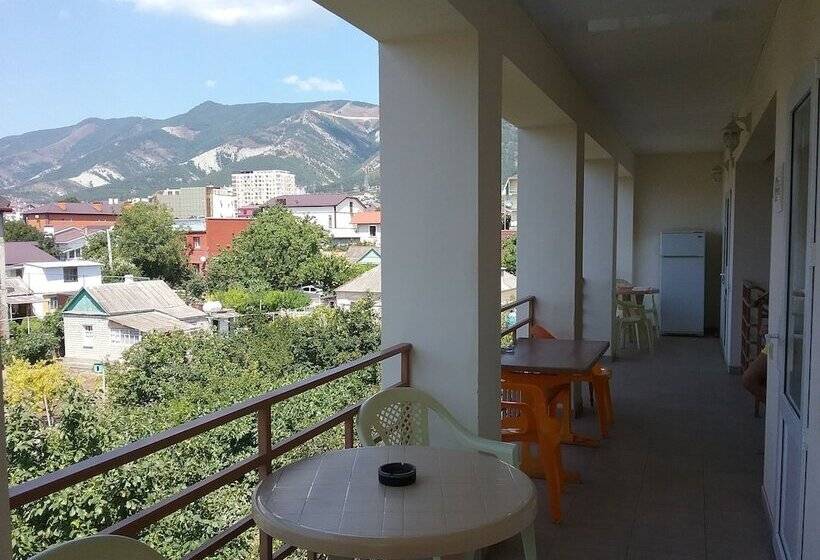 פנסיון Guest House Tatiana