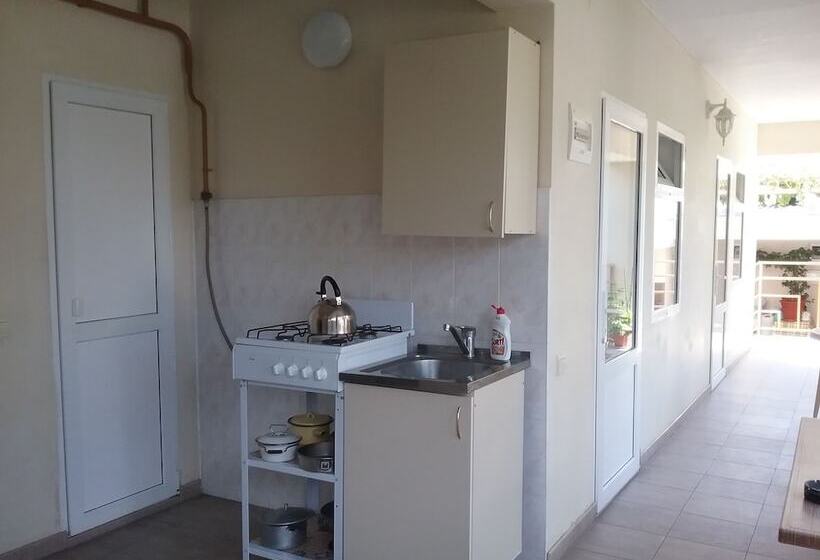 פנסיון Guest House Tatiana