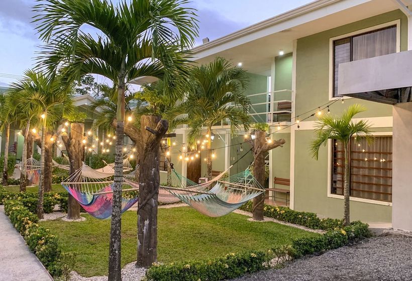 Хостел La Fortuna Backpackers Resort