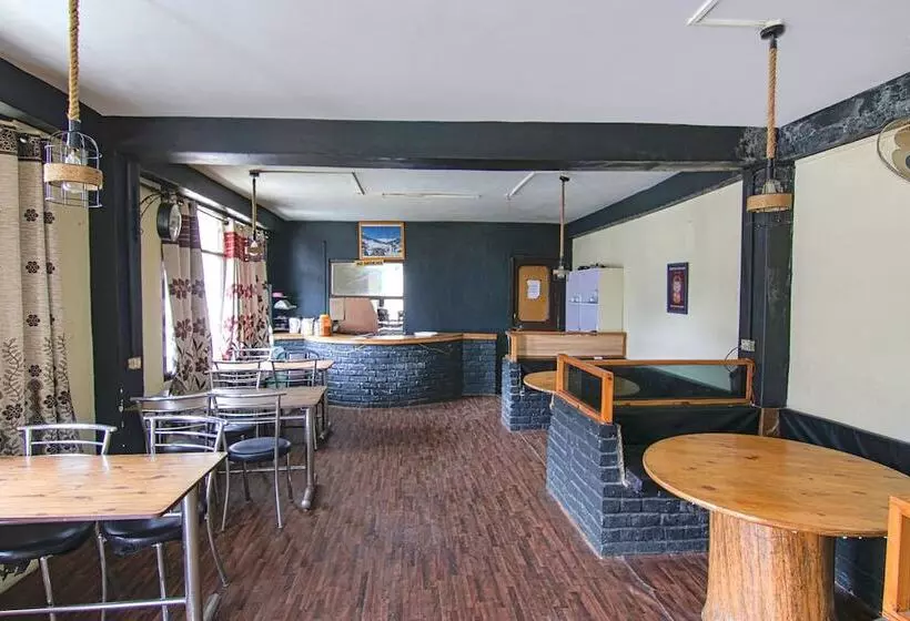 Fabhotel Mahadev Cottage