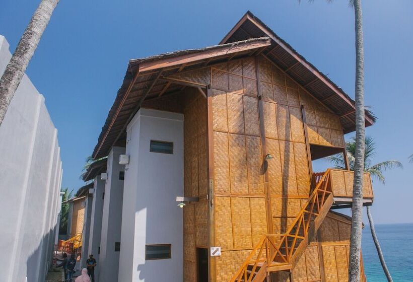 בית מלון כפרי Freddies Santai Sumurtiga