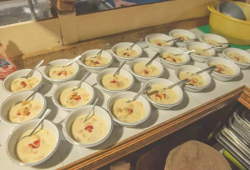 Hotelli Freddies Santai Sumurtiga