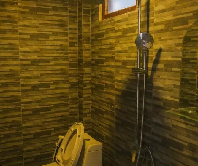 Hotelli Freddies Santai Sumurtiga