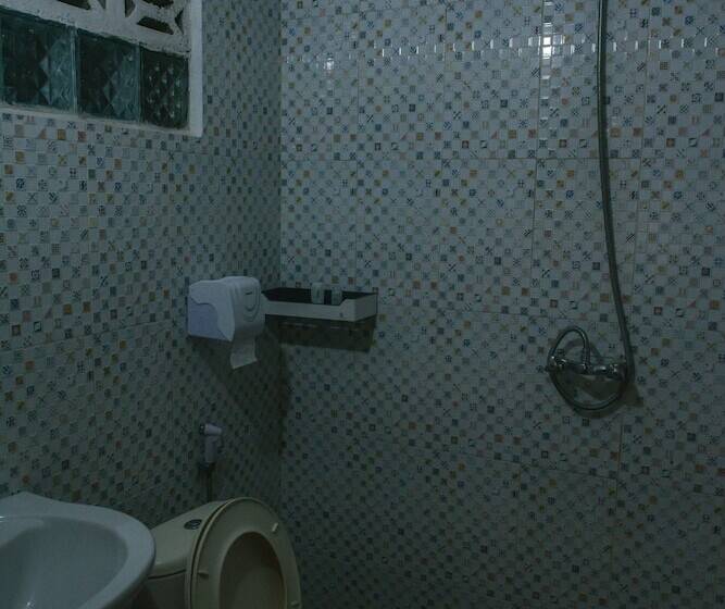 בית מלון כפרי Freddies Santai Sumurtiga