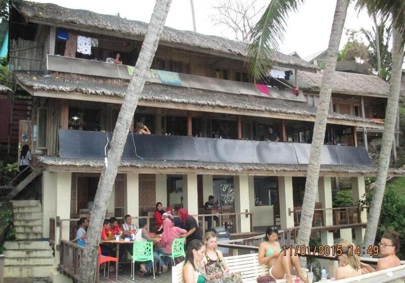 בית מלון כפרי Freddies Santai Sumurtiga