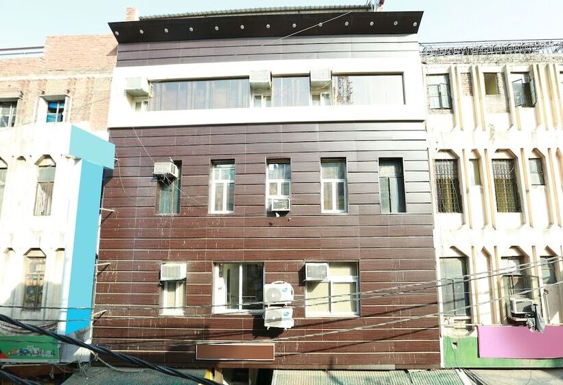 هتل Krishna Galaxy By Oyo Rooms