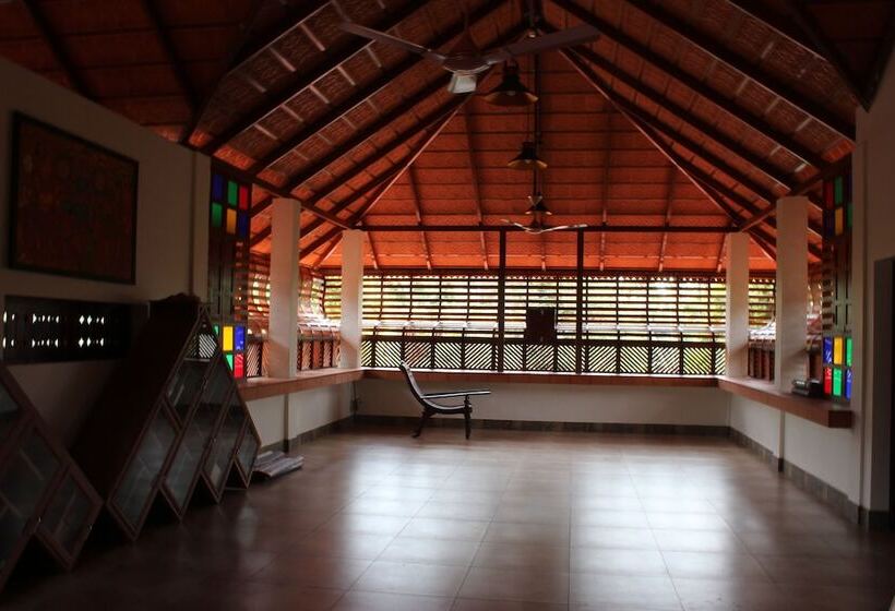 Hotel Neelambari Ecotourism