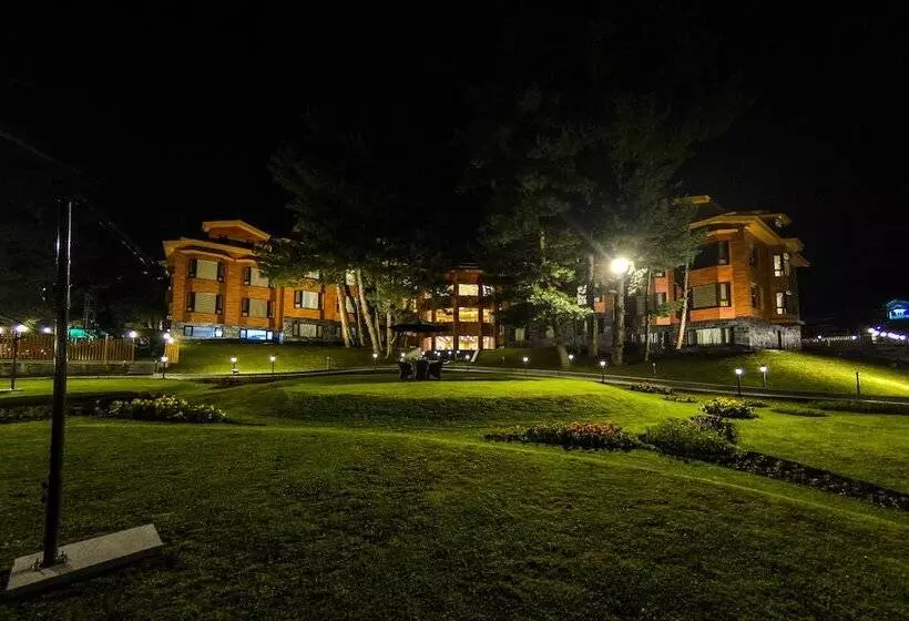 ホテル Royal Hillton Pahalgam