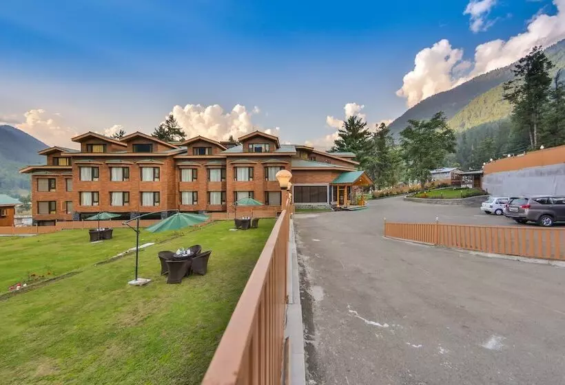 ホテル Royal Hillton Pahalgam