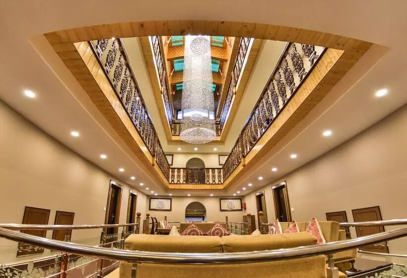 ホテル Royal Hillton Pahalgam