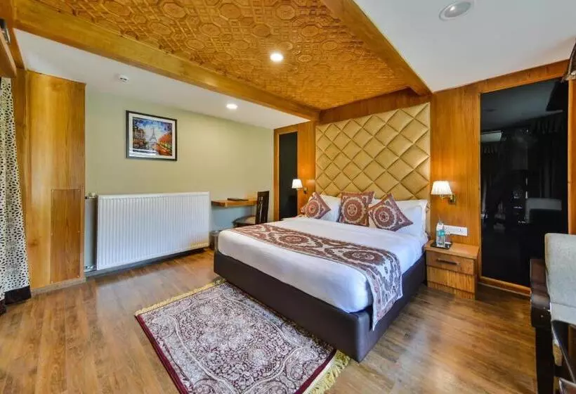 ホテル Royal Hillton Pahalgam