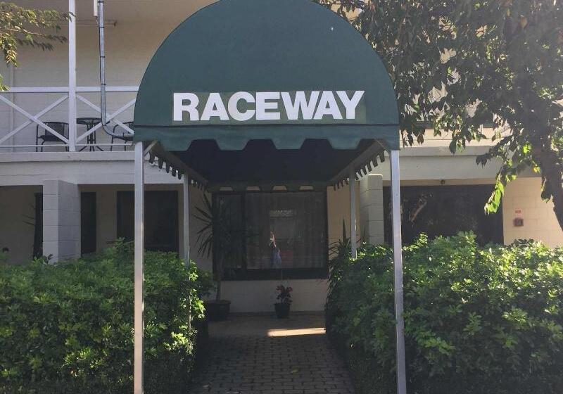 Raceway Motel