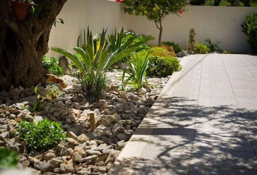 تختخواب و صبحانه Al Cantuccio