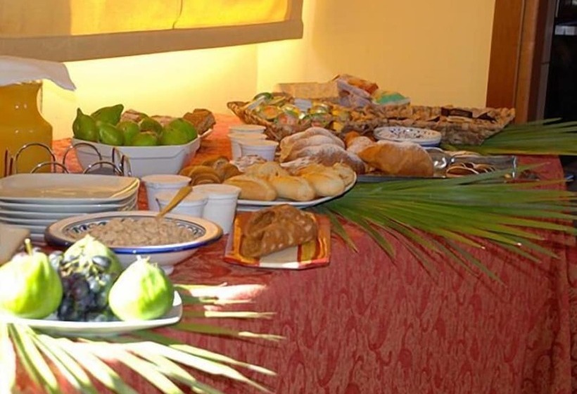 تختخواب و صبحانه Al Cantuccio