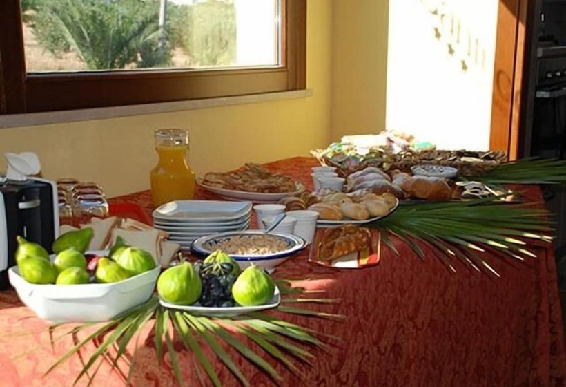 تختخواب و صبحانه Al Cantuccio