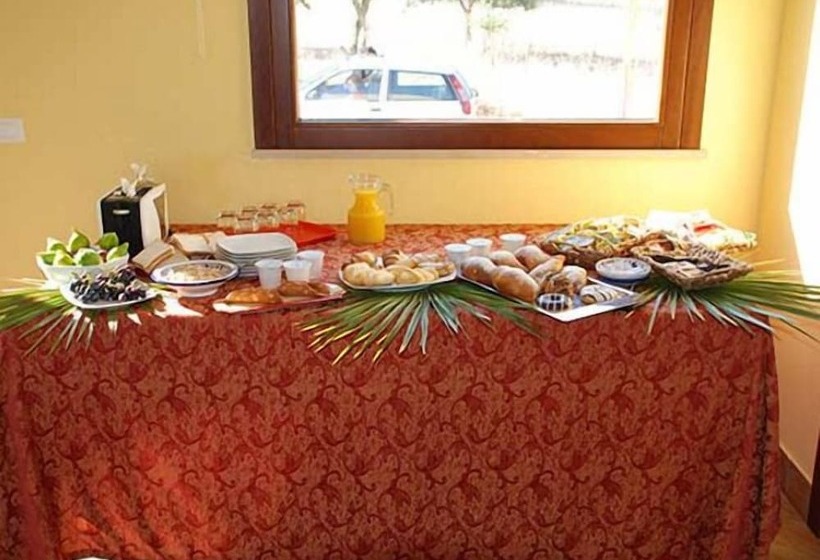 تختخواب و صبحانه Al Cantuccio