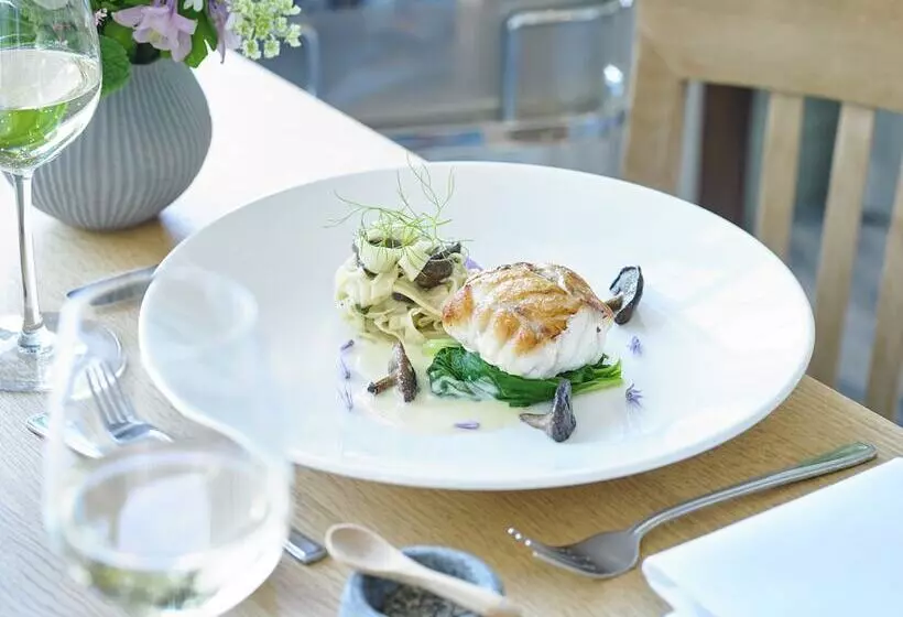 Hostelli Dunmore House